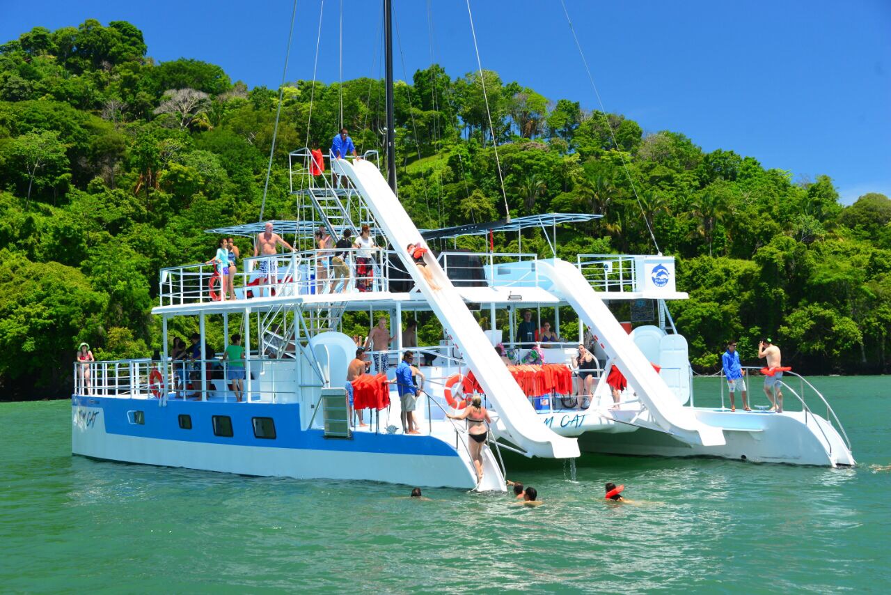 catamaran ocean tours costa rica